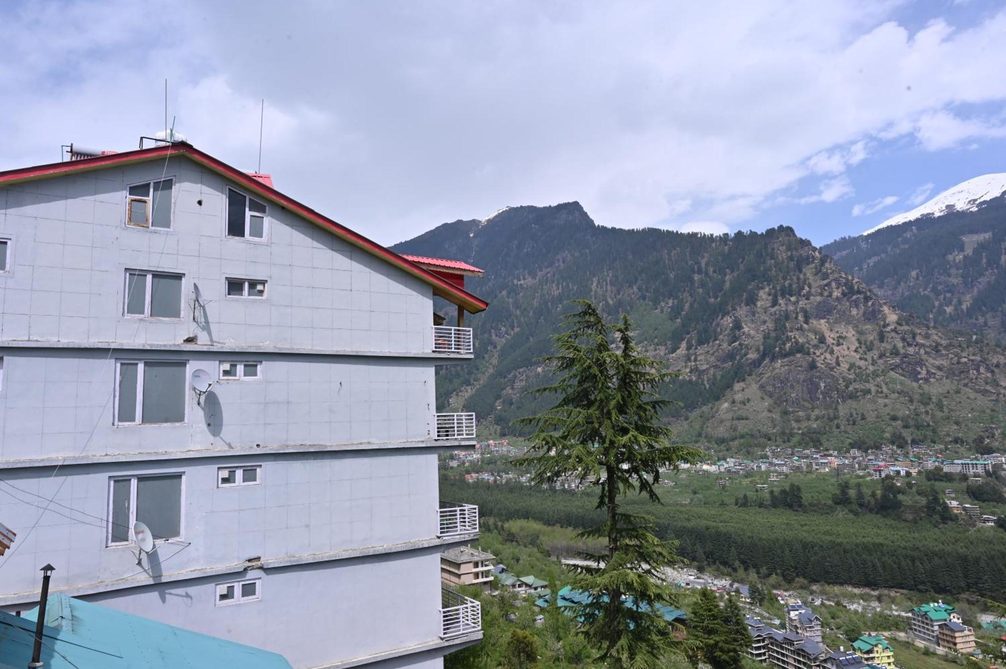 Hotel Seven Hills Manali Exterior foto